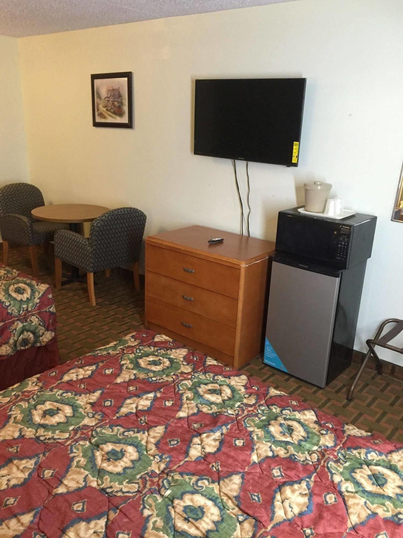 Knights Elysburg Motel