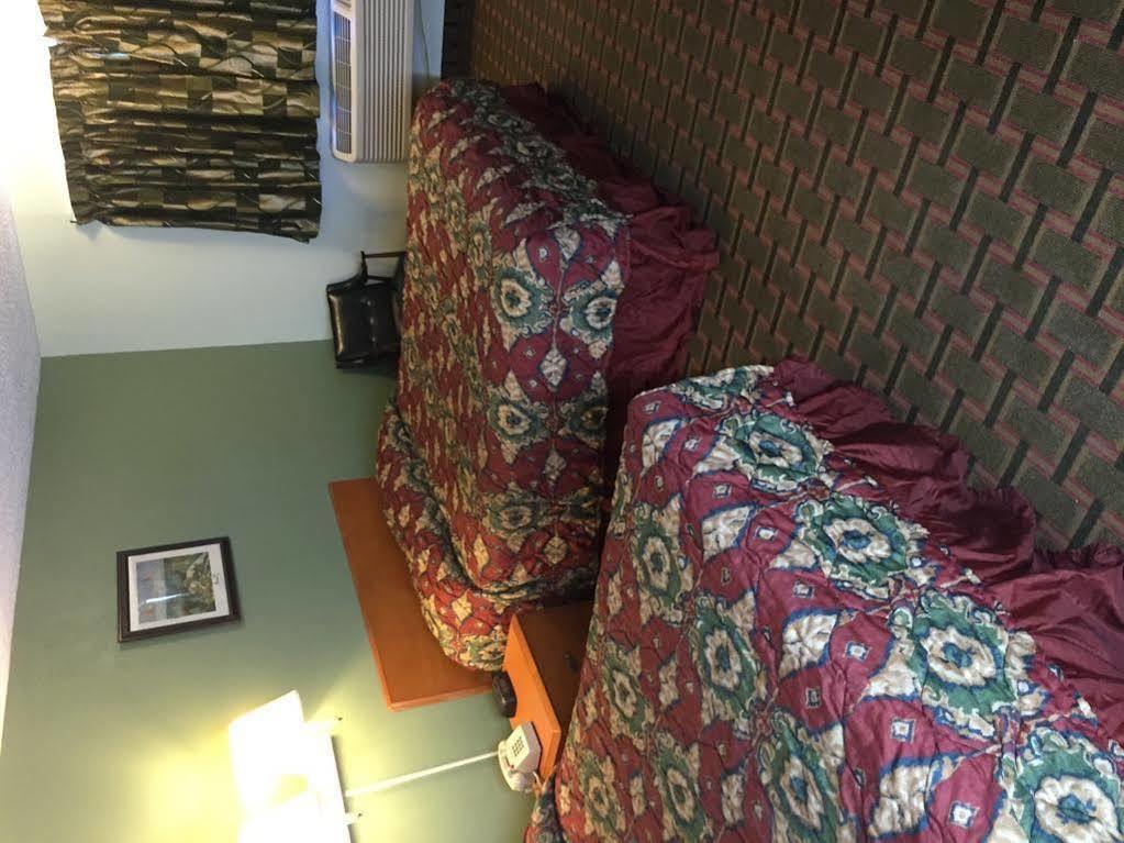 Knights Elysburg Motel Paxinos